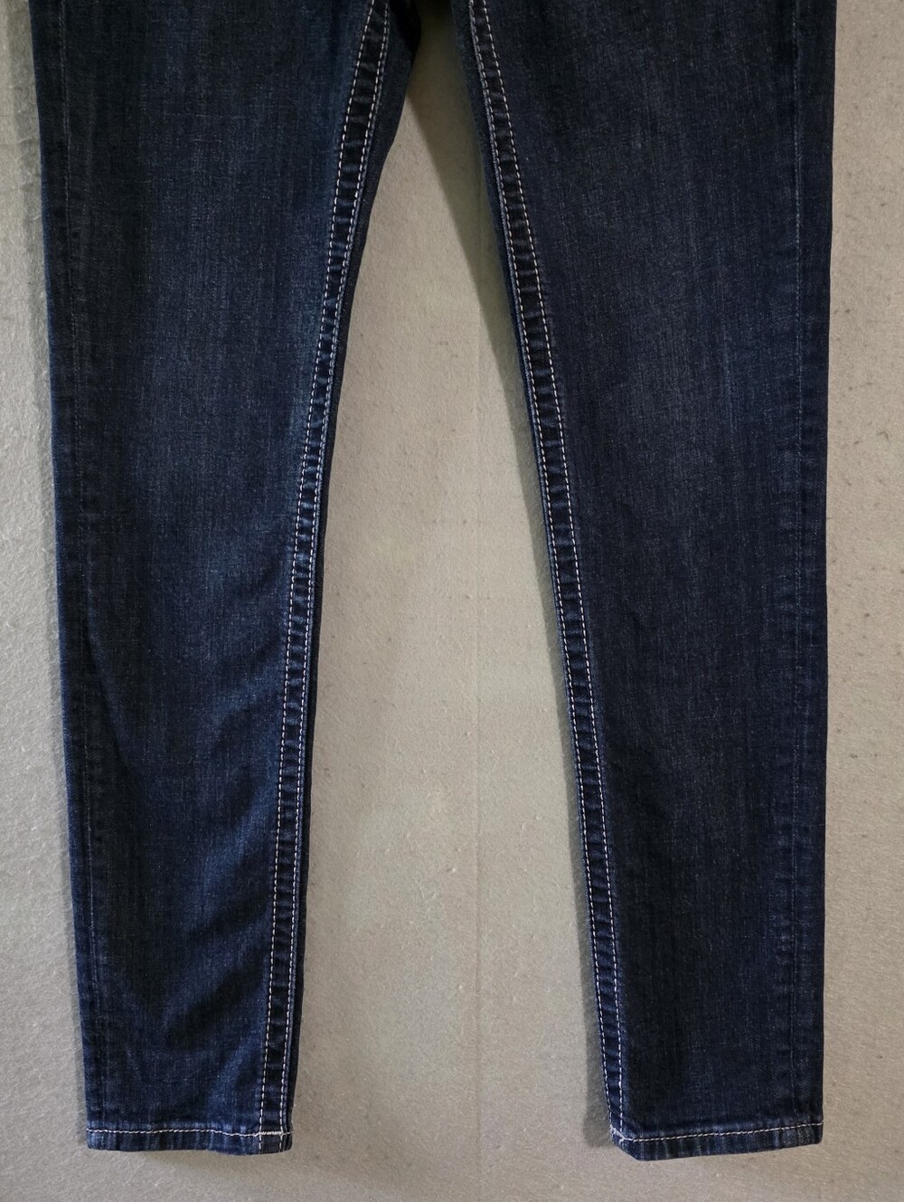 Miss Me Low Rise Floral Rhinestone Signature Skinny Jeans JP7085S2 Size 28 - Picture 7 of 10